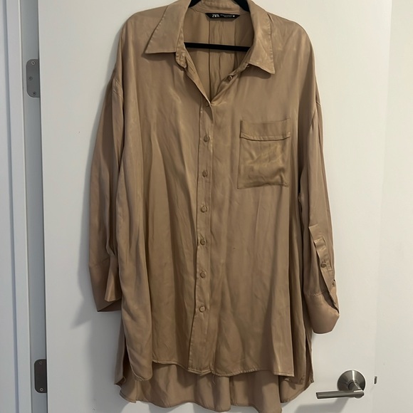 Zara satin Top - Picture 1 of 2